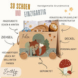 Personalisierte Spielzeugkiste aus Holz mit Namen – Fuchs im Wald