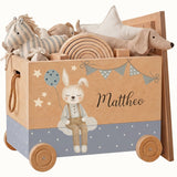 Personalisierte Spielzeugkiste aus Holz mit Namen – Hase & Luftballon